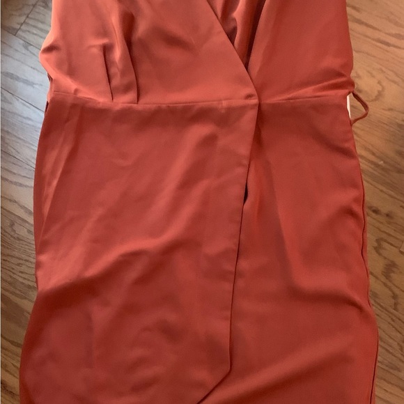 NWT WayF wrap tie front dress with cuffed dolman sleeves - Picture 5 of 8